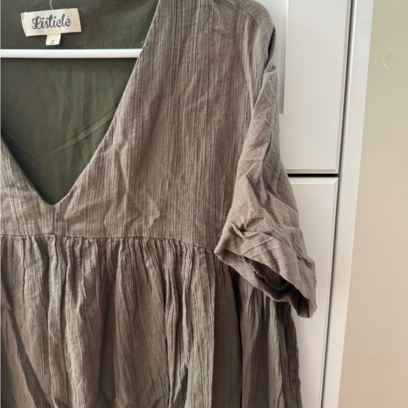 Flowy Babydoll Dress - Picture 3 of 3